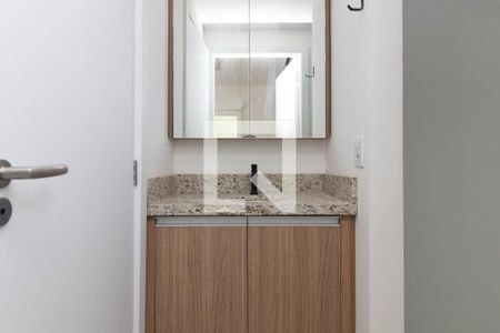 Banheiro social de apartamento para alugar com 1 quarto, 33m² em Farroupilha, Porto Alegre