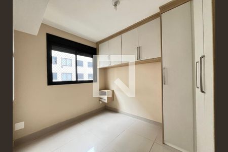 Quarto de apartamento para alugar com 2 quartos, 34m² em Jurubatuba, São Paulo