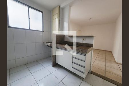 Cozinha de apartamento para alugar com 2 quartos, 45m² em Estrela do Oriente, Belo Horizonte