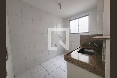 Cozinha de apartamento para alugar com 2 quartos, 45m² em Estrela do Oriente, Belo Horizonte