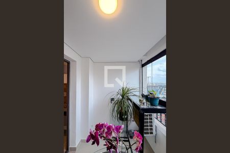 Varanda de kitnet/studio à venda com 1 quarto, 32m² em Sacomã, São Paulo