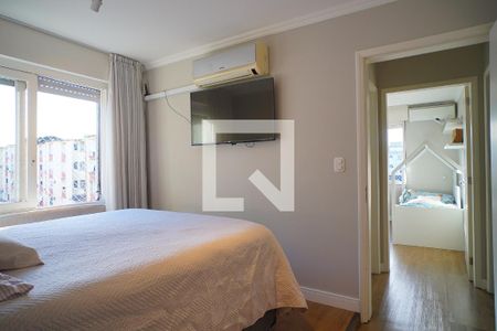 Suíte  de apartamento à venda com 2 quartos, 136m² em São Sebastião, Porto Alegre