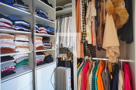 Closet  de apartamento à venda com 2 quartos, 136m² em São Sebastião, Porto Alegre