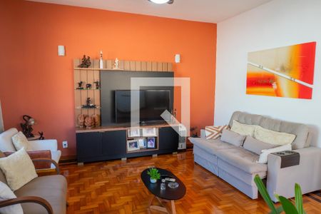 Sala de casa à venda com 6 quartos, 210m² em Vila Isabel, Rio de Janeiro