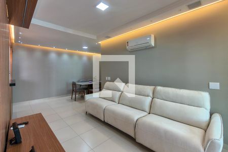 Sala de apartamento para alugar com 3 quartos, 130m² em Vila Caiçara, Praia Grande