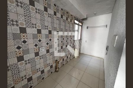 Cozinha de apartamento para alugar com 2 quartos, 40m² em Hípica, Porto Alegre