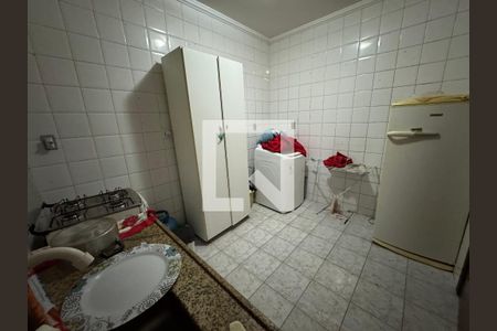 Cozinha de apartamento para alugar com 2 quartos, 55m² em Conjunto D, Brasília