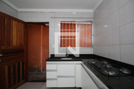 Cozinha de casa para alugar com 1 quarto, 38m² em Cidade Intercap, Taboão da Serra