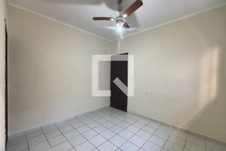 Suite de casa para alugar com 2 quartos, 104m² em Jardim Melvi, Praia Grande