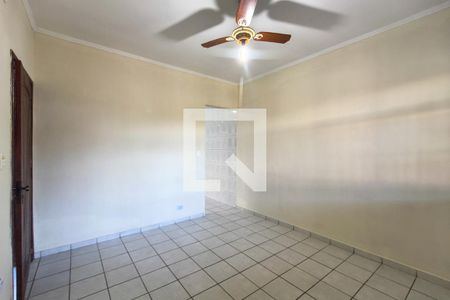 Sala de casa para alugar com 2 quartos, 104m² em Jardim Melvi, Praia Grande