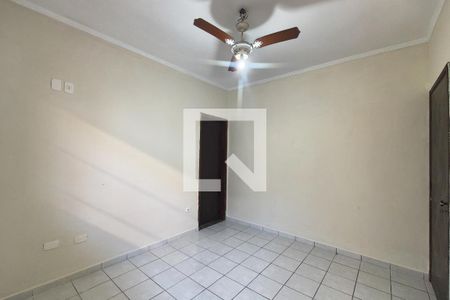 Suite de casa para alugar com 2 quartos, 104m² em Jardim Melvi, Praia Grande
