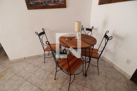 Sala de apartamento para alugar com 2 quartos, 90m² em Sumarezinho, Ribeirão Preto