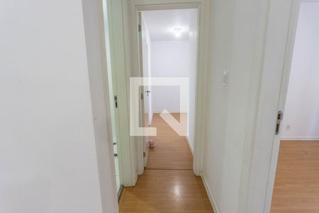 Corredor  de apartamento para alugar com 2 quartos, 55m² em Conceição, Diadema