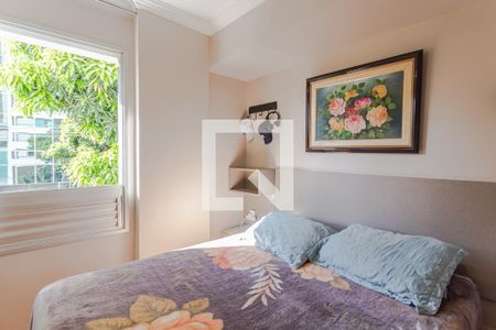 Suíte de apartamento para alugar com 4 quartos, 227m² em Santa Efigênia, Belo Horizonte
