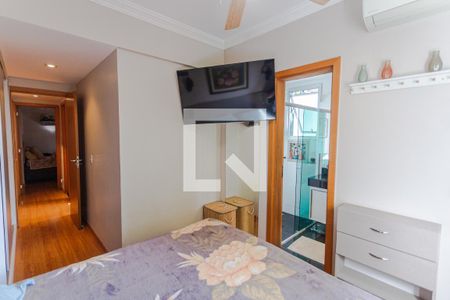 Suíte de apartamento para alugar com 4 quartos, 227m² em Santa Efigênia, Belo Horizonte