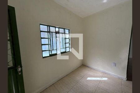 Sala de casa para alugar com 2 quartos, 85m² em Cabuís, Nilópolis