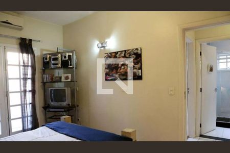 Casa à venda com 5 quartos, 306m² em Jardim Londrina, São Paulo