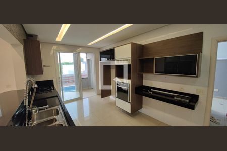 Casa de Condomínio para alugar com 4 quartos, 300m² em Jardim Nova Europa, Campinas