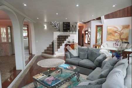 Sala de casa de condomínio à venda com 5 quartos, 585m² em Morada dos Pássaros, Barueri