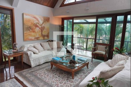 Sala de estar de casa de condomínio à venda com 5 quartos, 585m² em Morada dos Pássaros, Barueri