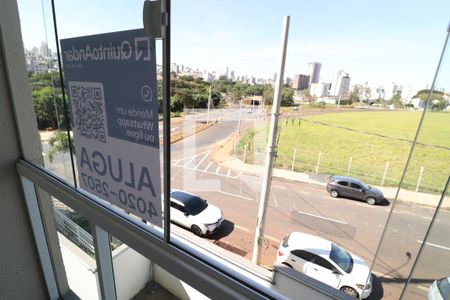 Plaquinha de apartamento para alugar com 2 quartos, 55m² em Jaraguá, Uberlândia