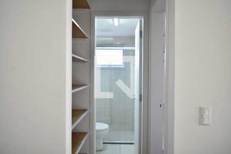 Corredor de apartamento para alugar com 1 quarto, 50m² em Vila Clementino, São Paulo