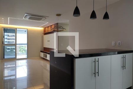 Sala de apartamento para alugar com 3 quartos, 90m² em Barra da Tijuca, Rio de Janeiro