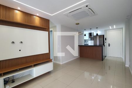 Sala de apartamento para alugar com 3 quartos, 90m² em Barra da Tijuca, Rio de Janeiro