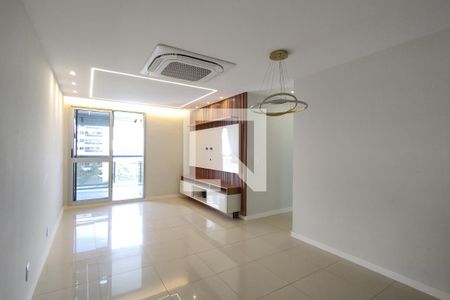 Sala de apartamento para alugar com 3 quartos, 90m² em Barra da Tijuca, Rio de Janeiro