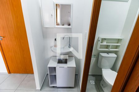 Banheiro de apartamento para alugar com 2 quartos, 39m² em Morumbi, São Paulo