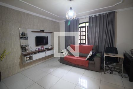 Sala de casa à venda com 6 quartos, 420m² em Jardim California, Contagem