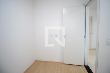Quarto 1 de apartamento para alugar com 2 quartos, 38m² em Irajá, Rio de Janeiro