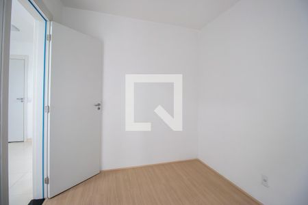 Quarto 2 de apartamento para alugar com 2 quartos, 38m² em Irajá, Rio de Janeiro
