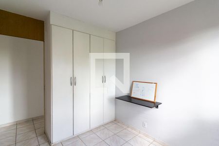 Quarto 1 de apartamento para alugar com 2 quartos, 51m² em Cidade Ademar, São Paulo