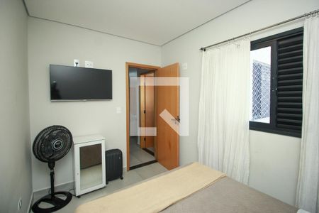 Quarto 1 de apartamento para alugar com 2 quartos, 84m² em Jardim das Maravilhas, Santo André