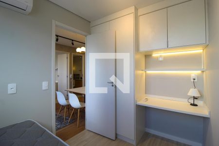 Quarto 1 de apartamento para alugar com 2 quartos, 36m² em Moema, São Paulo