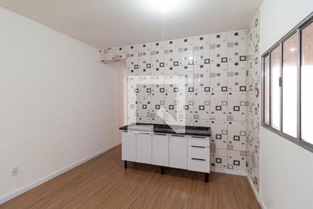 Sala/Cozinha de casa para alugar com 1 quarto, 40m² em Vila Clelia, Osasco