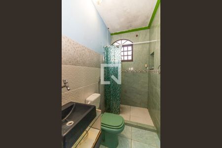 Banheiro de kitnet/studio para alugar com 1 quarto, 25m² em Bangu, Rio de Janeiro