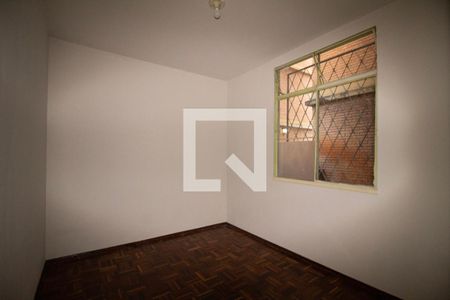 Quarto 01 de apartamento à venda com 2 quartos, 55m² em Carlos Prates, Belo Horizonte