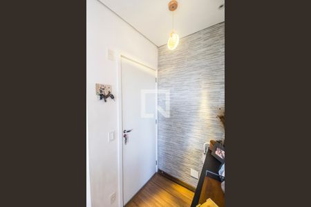 Hall de entrada de apartamento à venda com 1 quarto, 43m² em Jardim Tupanci, Barueri