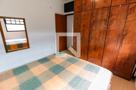 Quarto 1 de casa à venda com 3 quartos, 200m² em Jardim Piracuama, São Paulo
