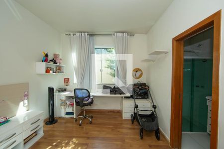 QUARTO1 de casa para alugar com 4 quartos, 235m² em Estoril, Belo Horizonte