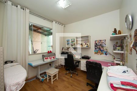 QUARTO2 de casa para alugar com 4 quartos, 235m² em Estoril, Belo Horizonte