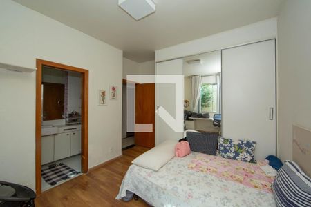 QUARTO1 de casa para alugar com 4 quartos, 235m² em Estoril, Belo Horizonte