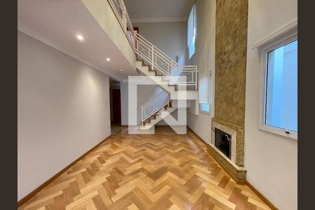 Sala de casa de condomínio para alugar com 4 quartos, 230m² em Parque dos Principes, São Paulo