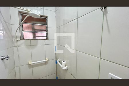Banheiro de casa para alugar com 1 quarto, 45m² em Água Chata, Guarulhos