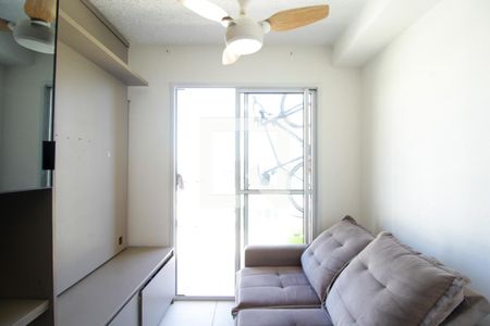 Sala/Cozinha de apartamento para alugar com 1 quarto, 28m² em Bom Retiro, São Paulo