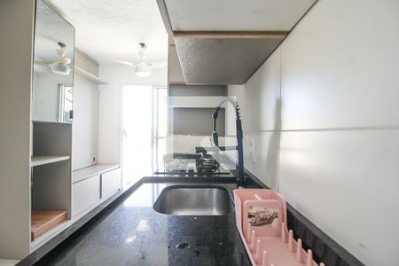Sala/Cozinha de apartamento para alugar com 1 quarto, 28m² em Bom Retiro, São Paulo