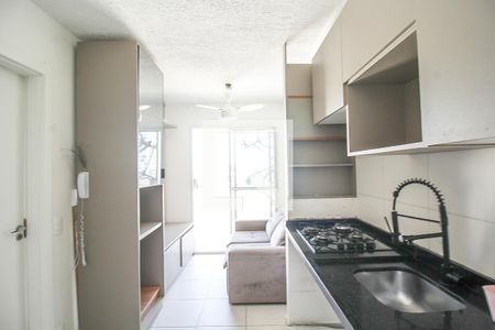 Sala/Cozinha de apartamento para alugar com 1 quarto, 28m² em Bom Retiro, São Paulo