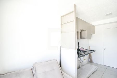 Sala/Cozinha de apartamento para alugar com 1 quarto, 28m² em Bom Retiro, São Paulo
